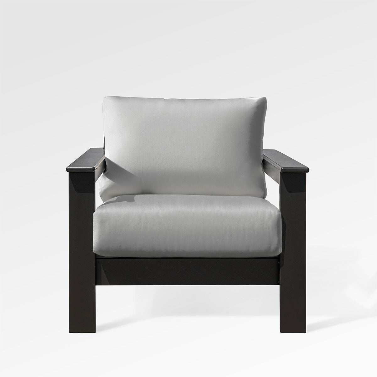 Hickory Lounge Chair with Sunbrella® Cushion