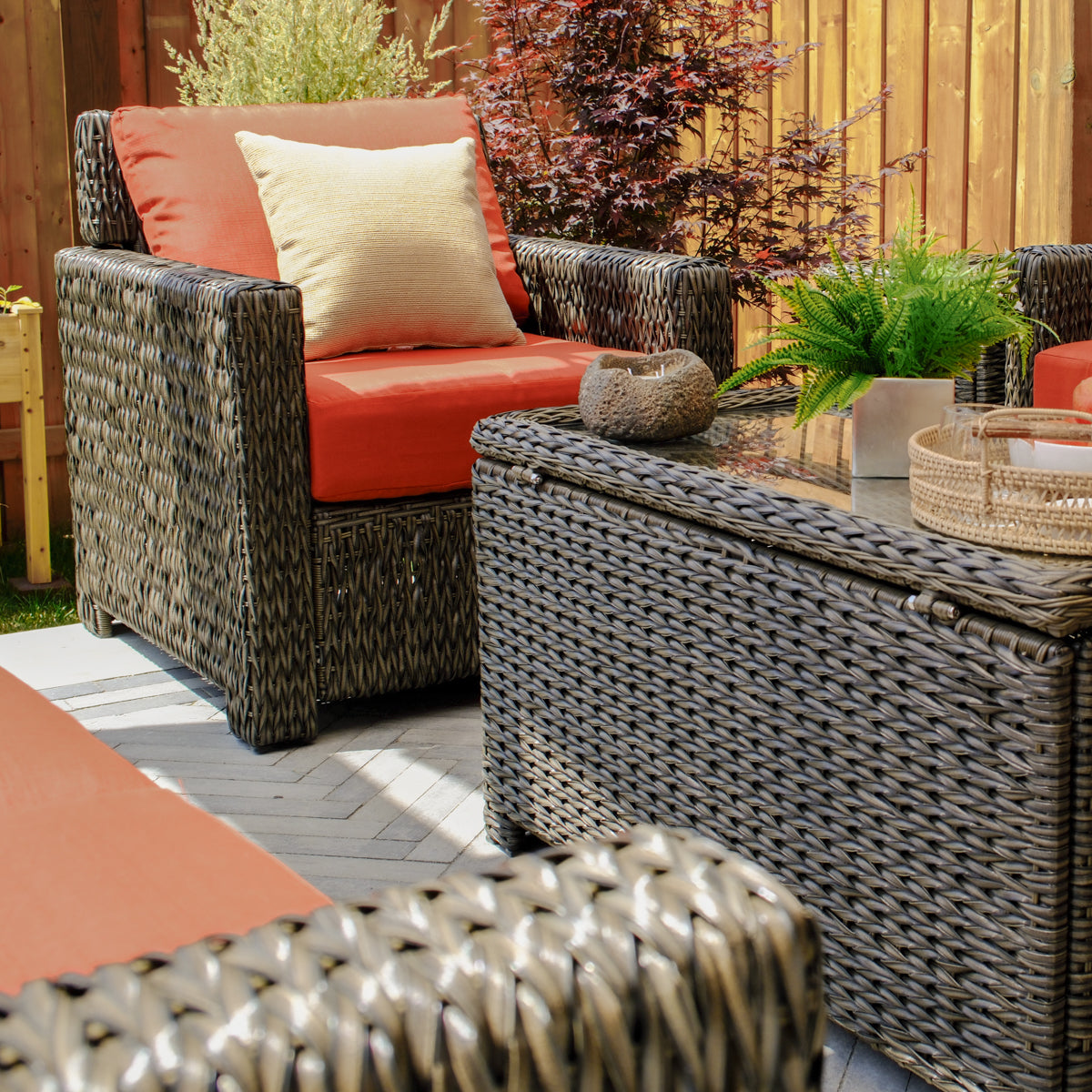Laguna Point 4-Piece Wicker Outdoor Modular Conversational Set