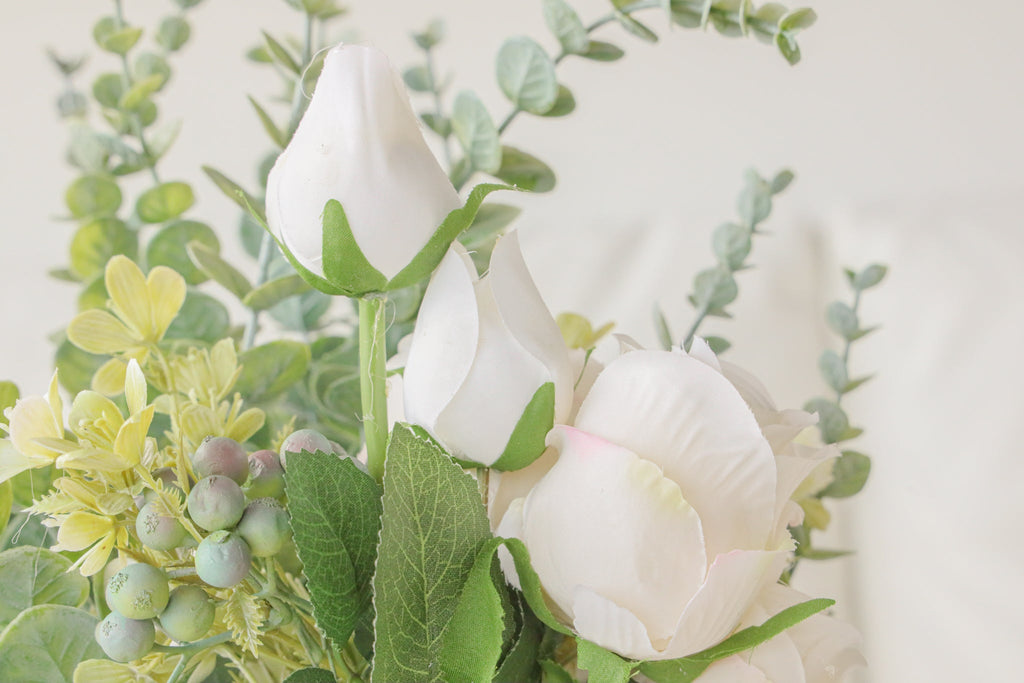 Jaco Artificial Flower Bouquet 20''X8''