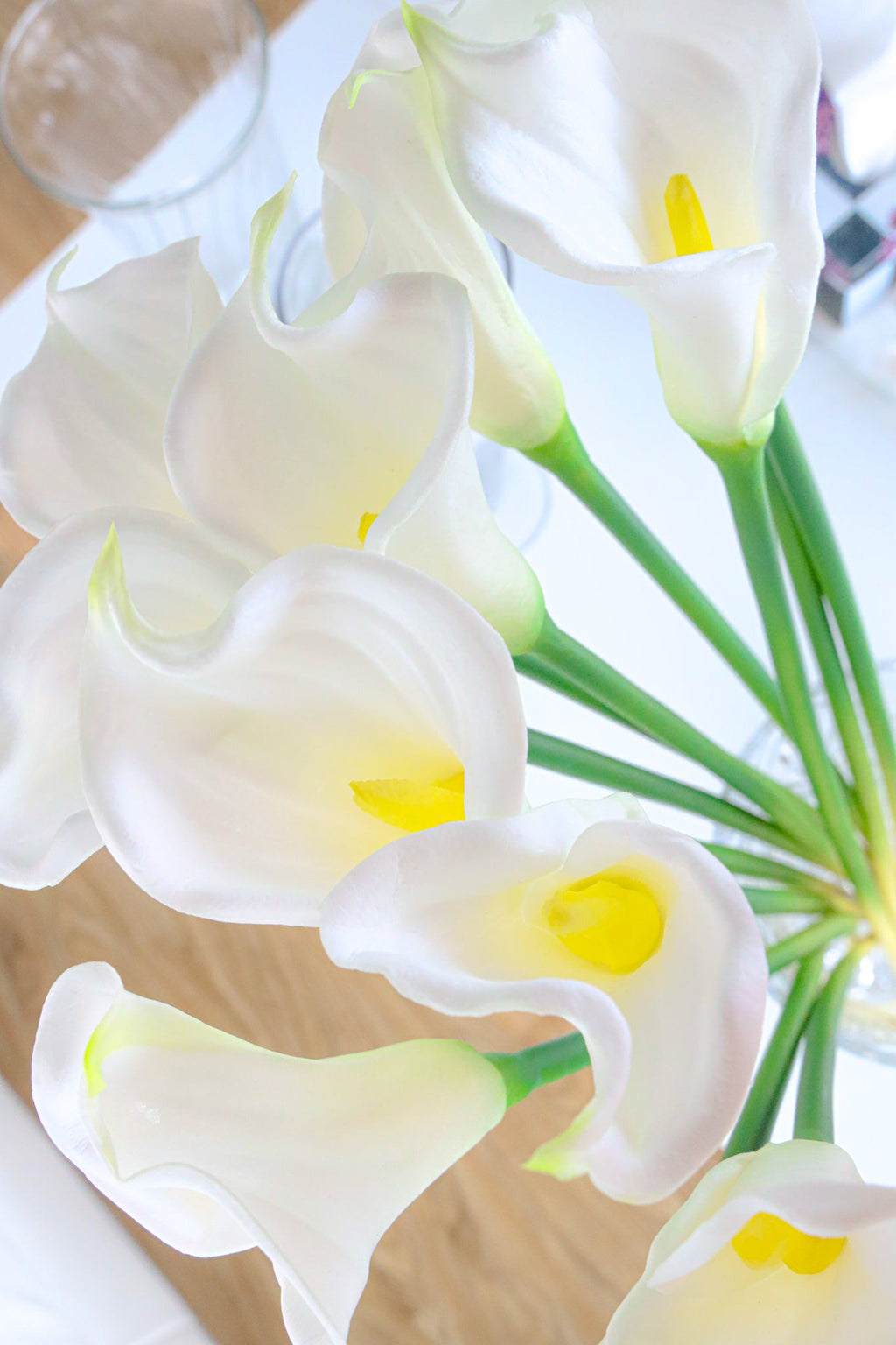 Lawi Artificial White Calla Lily Bouquet 25'' X 10'' (Set Of 12)