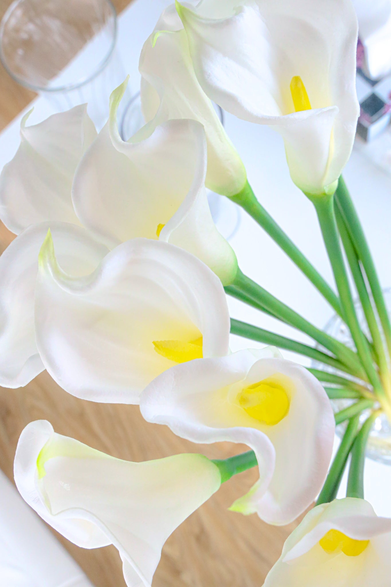 Lawi Artificial White Calla Lily Bouquet 25'' X 10'' (Set Of 12)